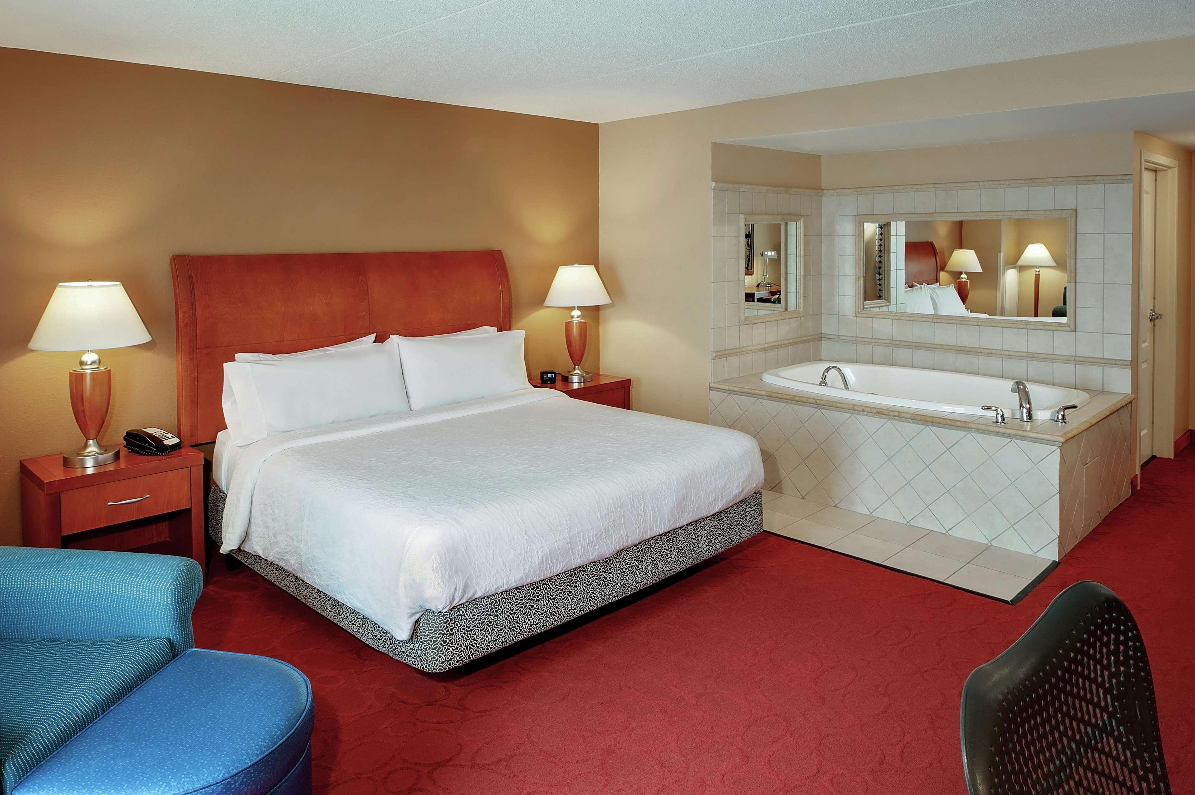 Hilton Garden Inn Chicago O'Hare Airport Des Plaines Exterior photo