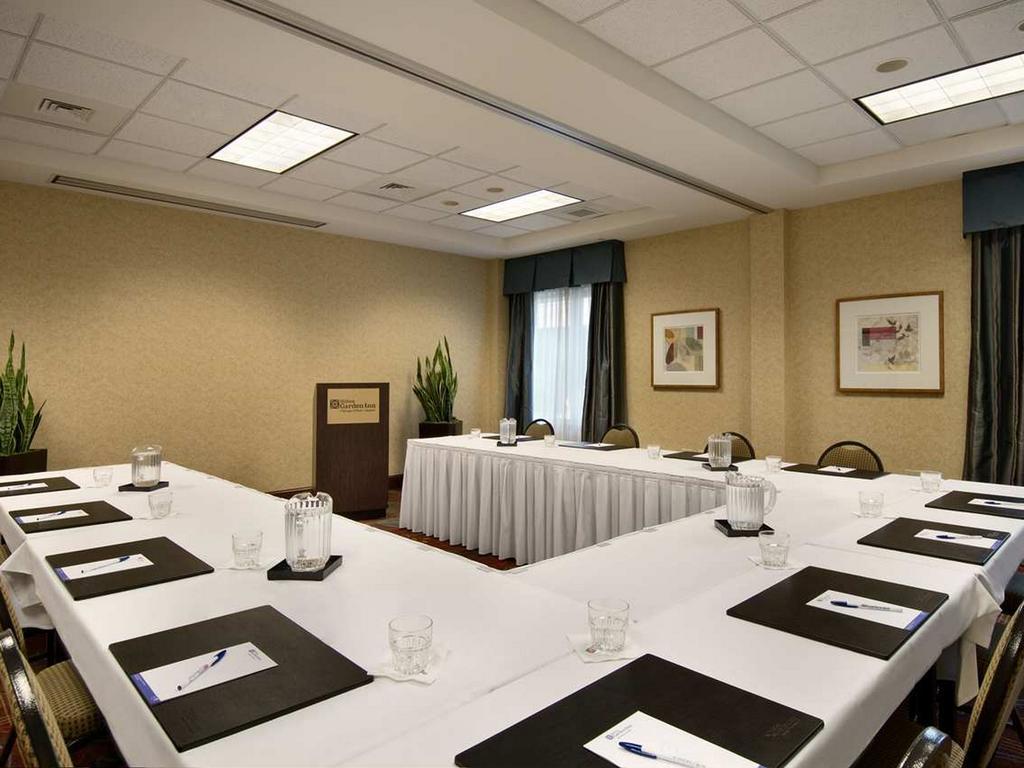 Hilton Garden Inn Chicago O'Hare Airport Des Plaines Exterior photo